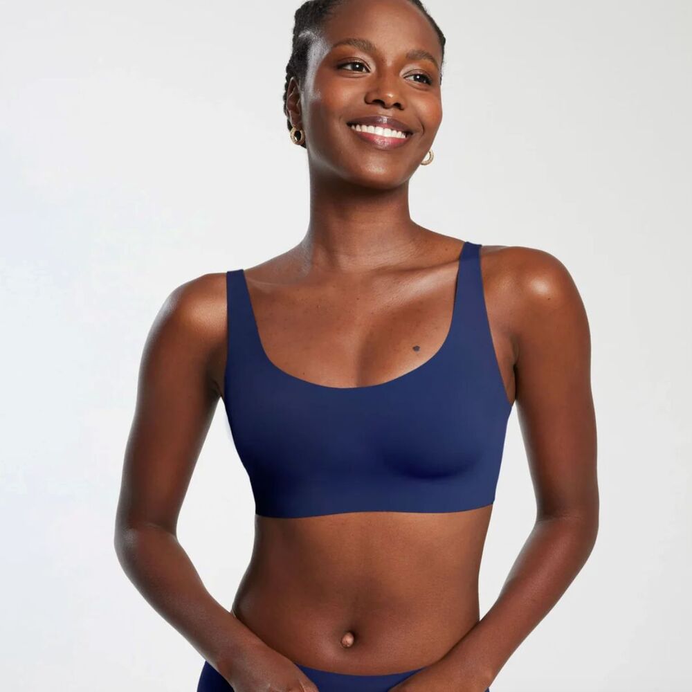 Evelyn & Bobbie Scoop Bra 2XL Blue Seamless No Cups Wirefree Ultra-Lift Comfort